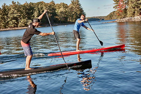 holding a stand up paddle board paddle properly