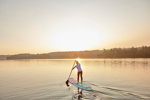 SUP board with a non adjustable paddle